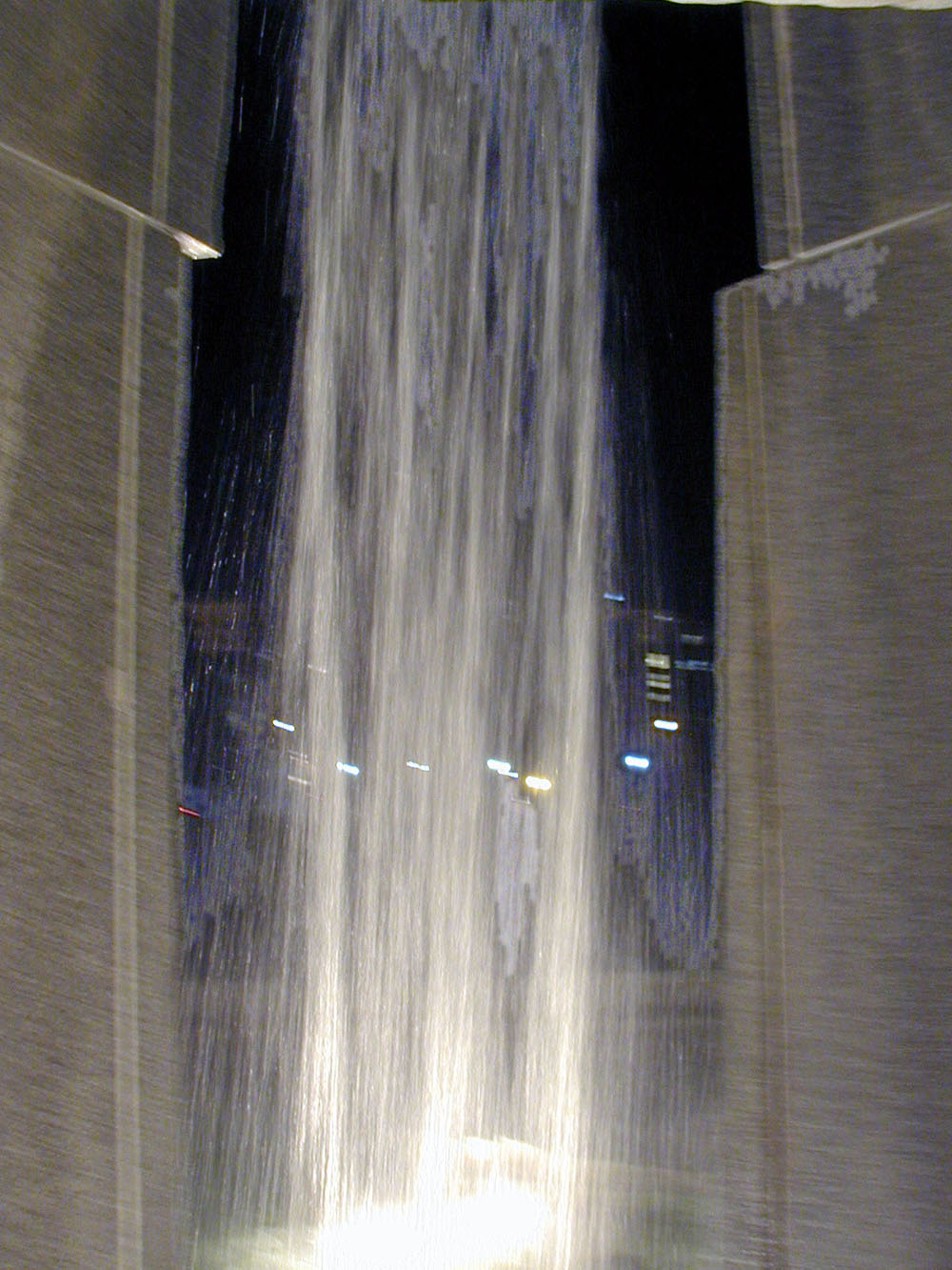 02_MLK_fountain